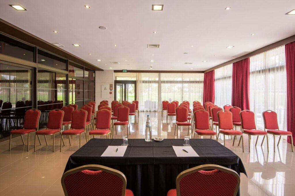 vila-gale-cascais-1lieu1salle-meetings.jpg