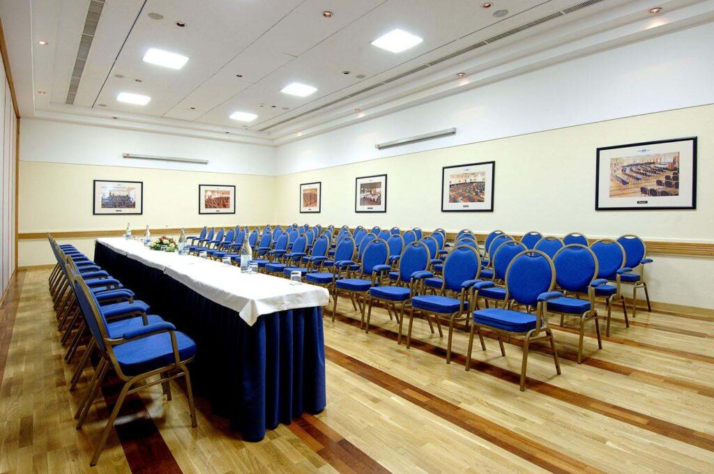 vila-gale-cerro-alagoa-1lieu1salle-conferences.jpg