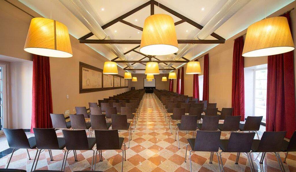 vila-gale-palacio-dos-arcos-1lieu1salle-conferences.jpg