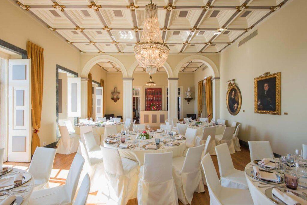 vila-gale-palacio-dos-arcos-1lieu1salle-conventions.jpg