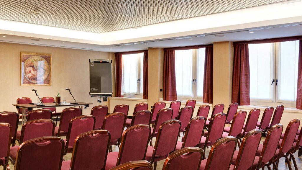principe-di-piemonte-1lieu1salle-conference.jpg