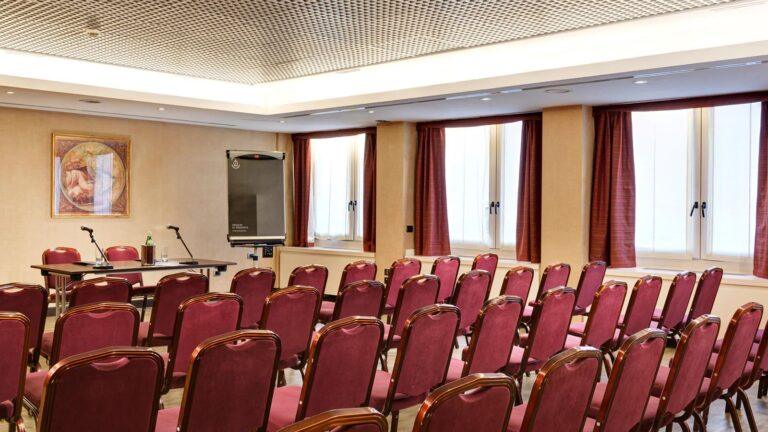 principe-di-piemonte-1lieu1salle-conference.jpg