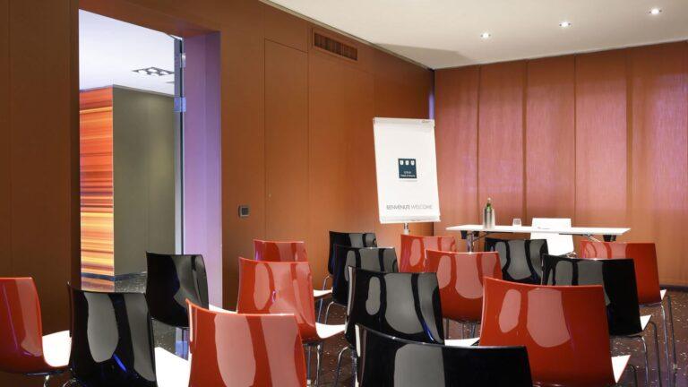 unahotels-bologna-centro-1lieu1salle-meetings.jpg