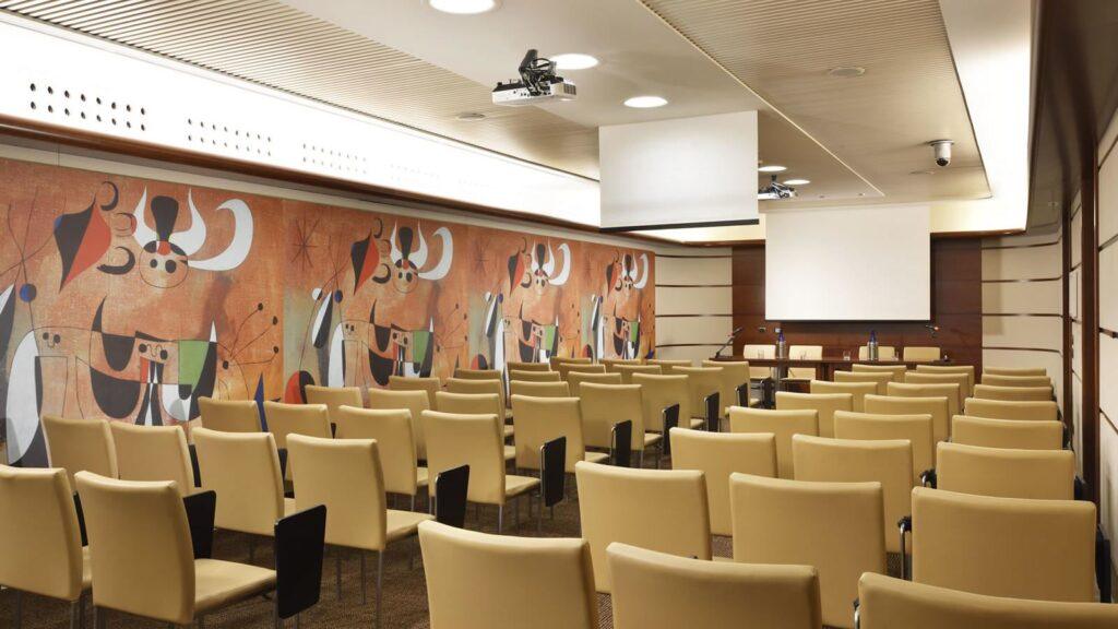 unahotels-cusani-milano-1lieu1salle-seminaires.jpg