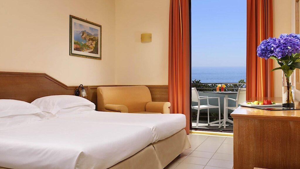 unahotels-naxos-beach-sicilia-1lieu1salle-event.jpg