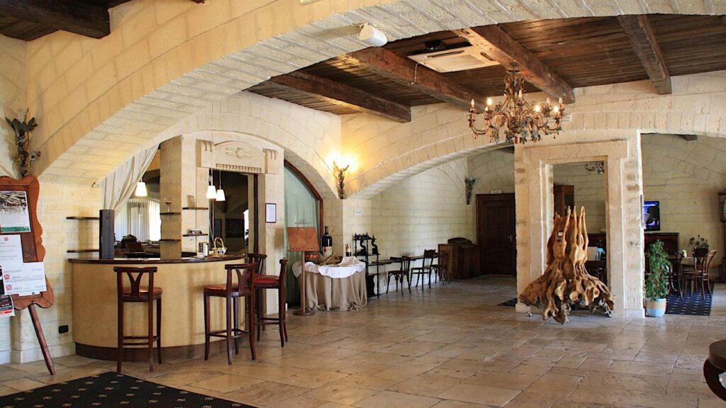 unahotels-regina-bari-1lieu1salle-events.jpg
