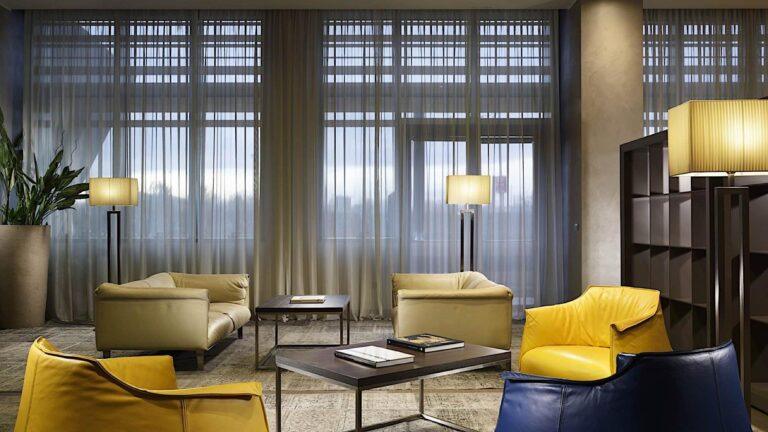 unahotels-san-vitale-bologna-1lieu1salle-events.jpg