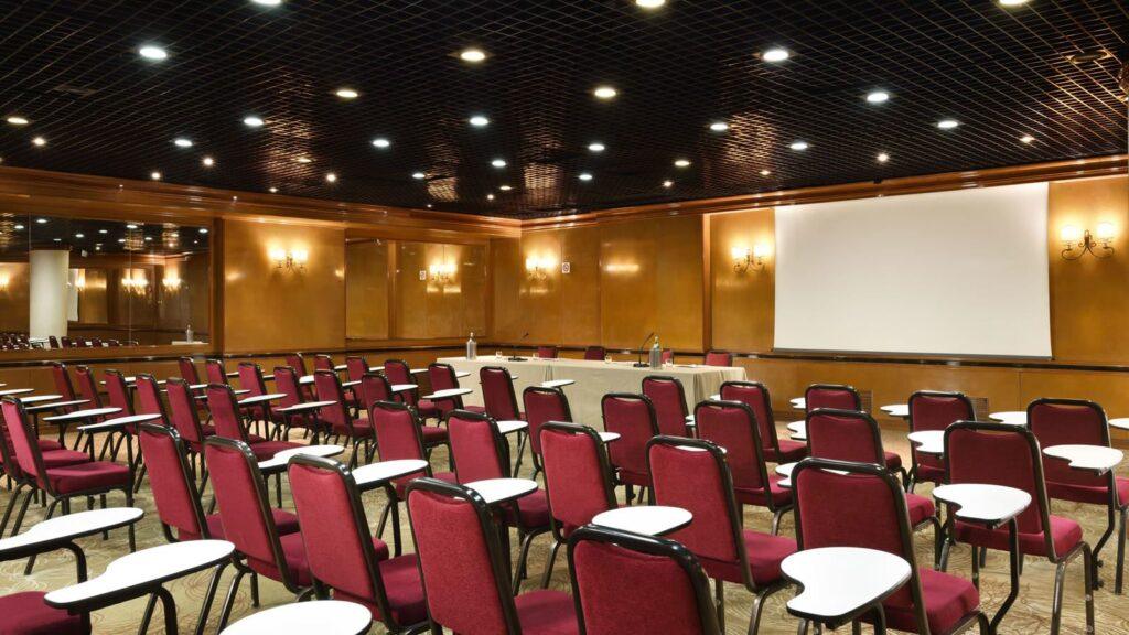 unahotels-scandinavia-milano-1lieu1salle-meetings.jpg