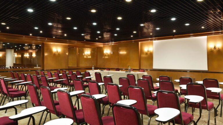 unahotels-scandinavia-milano-1lieu1salle-meetings.jpg