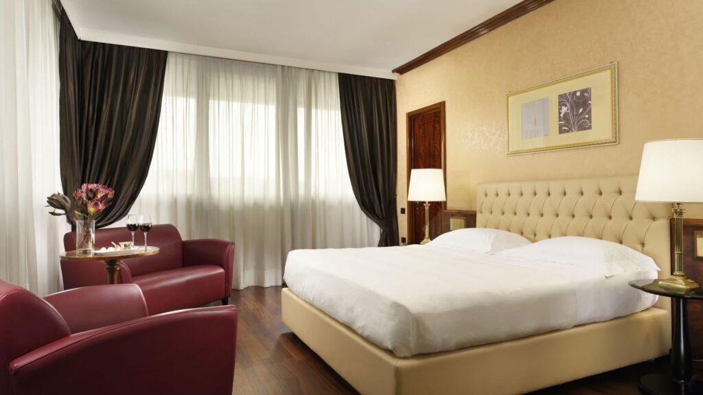 unahotels-scandinavia-milano-1lieu1salle-reunion.jpg