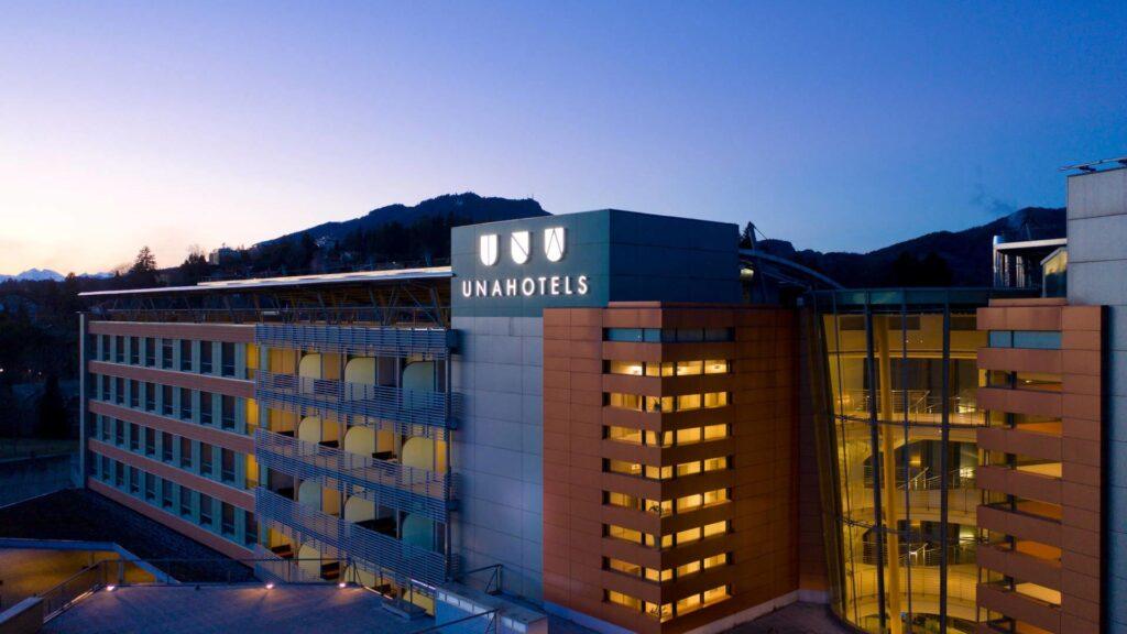 unahotels-varese-1lieu1salle-event.jpg