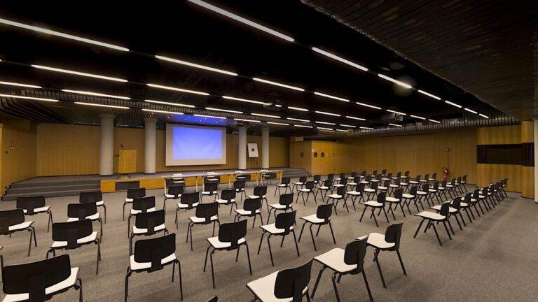 unaway-forte-dei-marmi-1lieu1salle-meeting.jpg