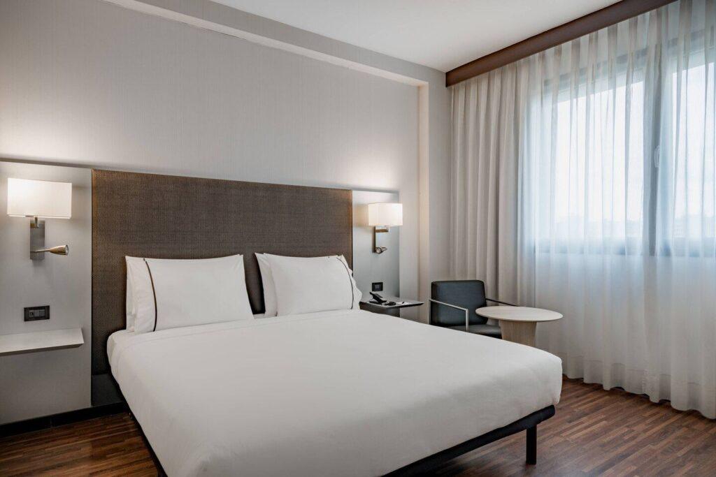 ac-hotel-bologna-1lieu1salle-evenement.jpg