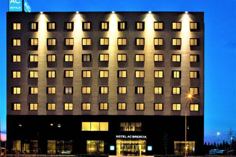 ac-hotel-brescia-1lieu1salle-event.jpg