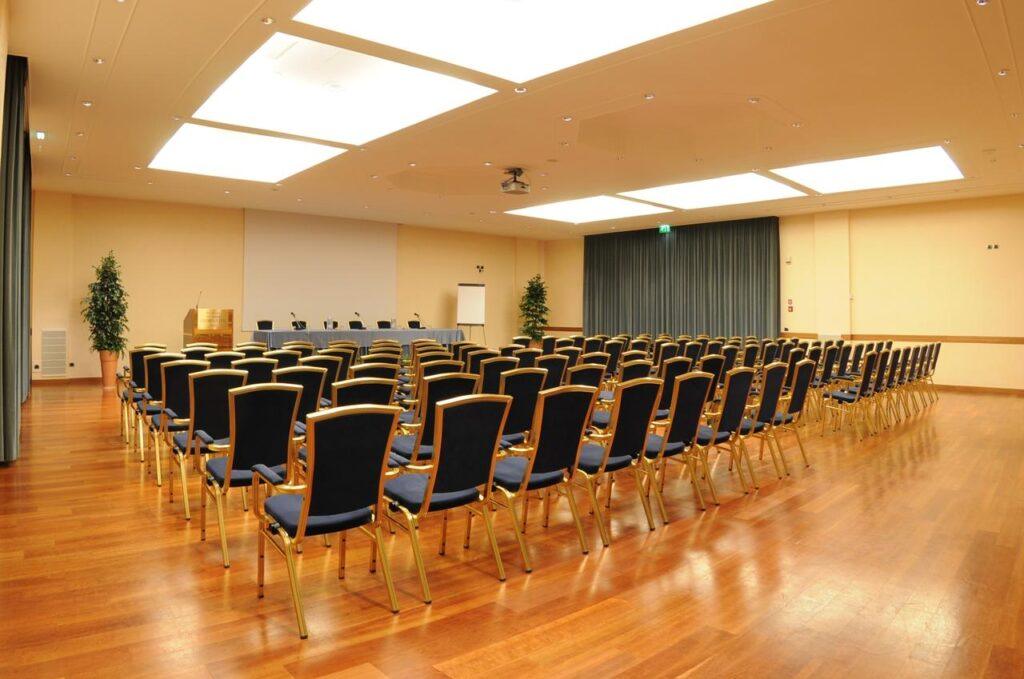 bw-globus-city-1lieu1salle-conference.jpg