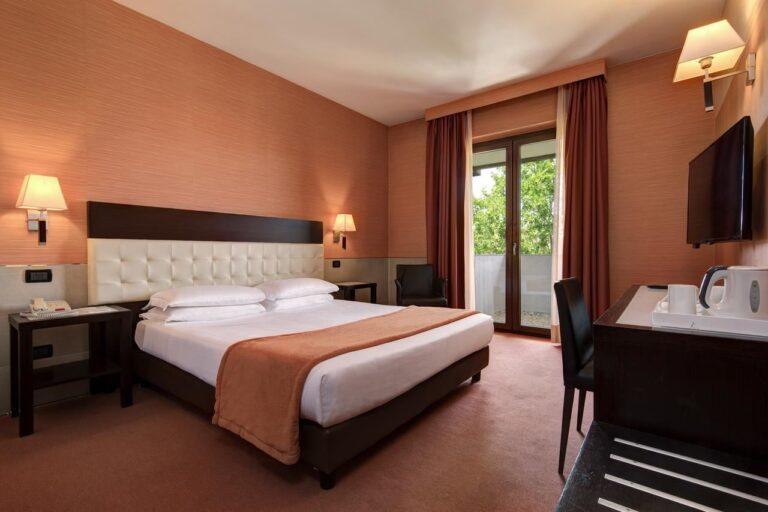 bw-gorizia-palace-1lieu1salle-reunion.jpg
