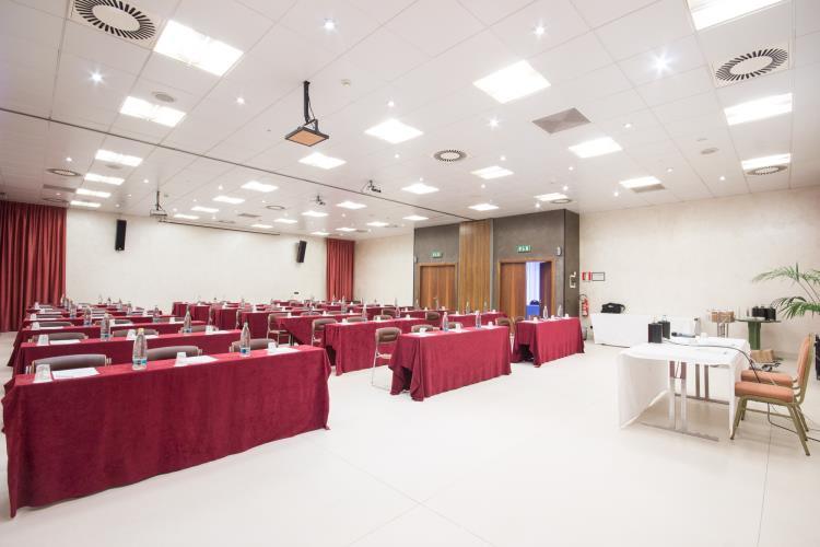 bw-modena-district-1lieu1salle-seminaires.jpg