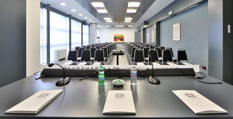 bw-plus-favaglie-1lieu1salle-conventions.jpg
