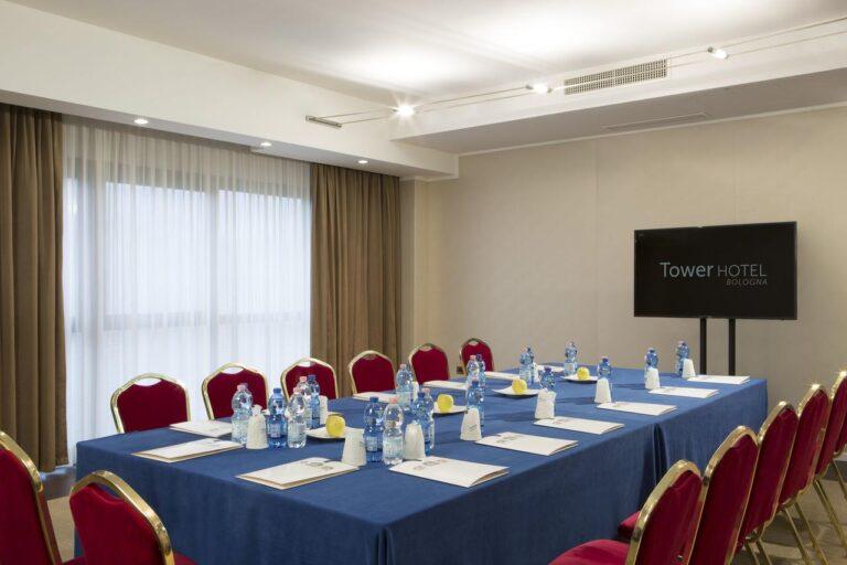 bw-plus-tower-bologna-1lieu1salle-meetings.jpg