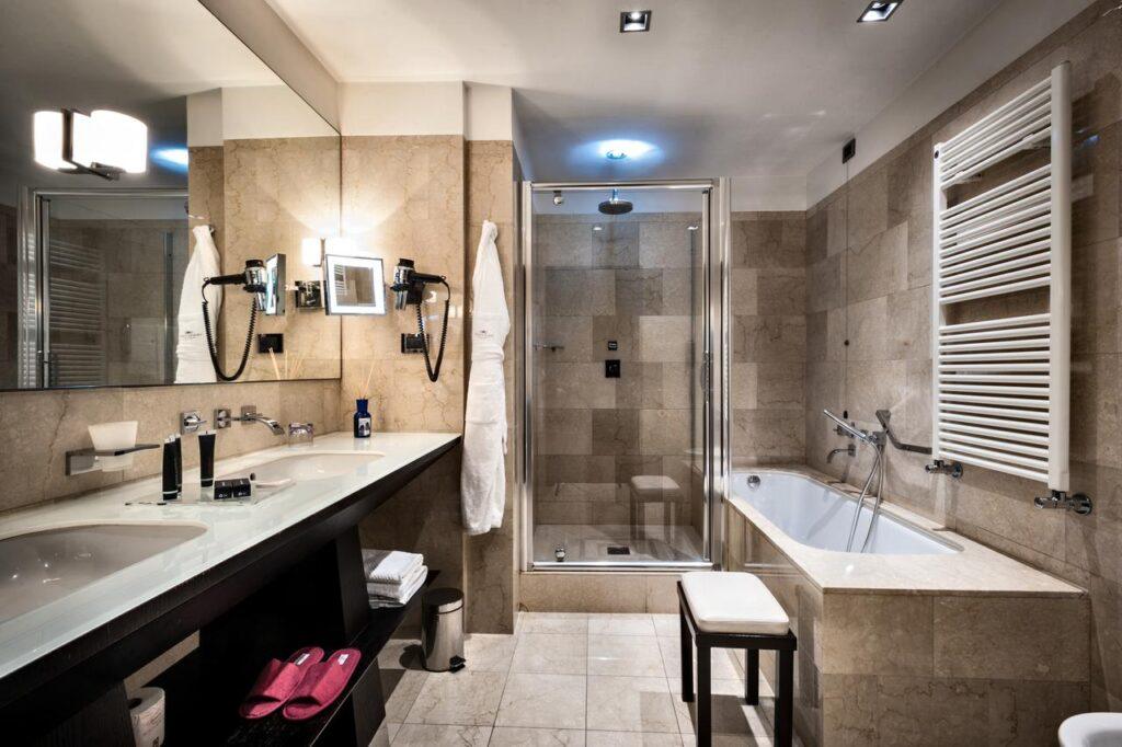 crowne-plaza-milan-city-1lieu1salle-reunions.jpg