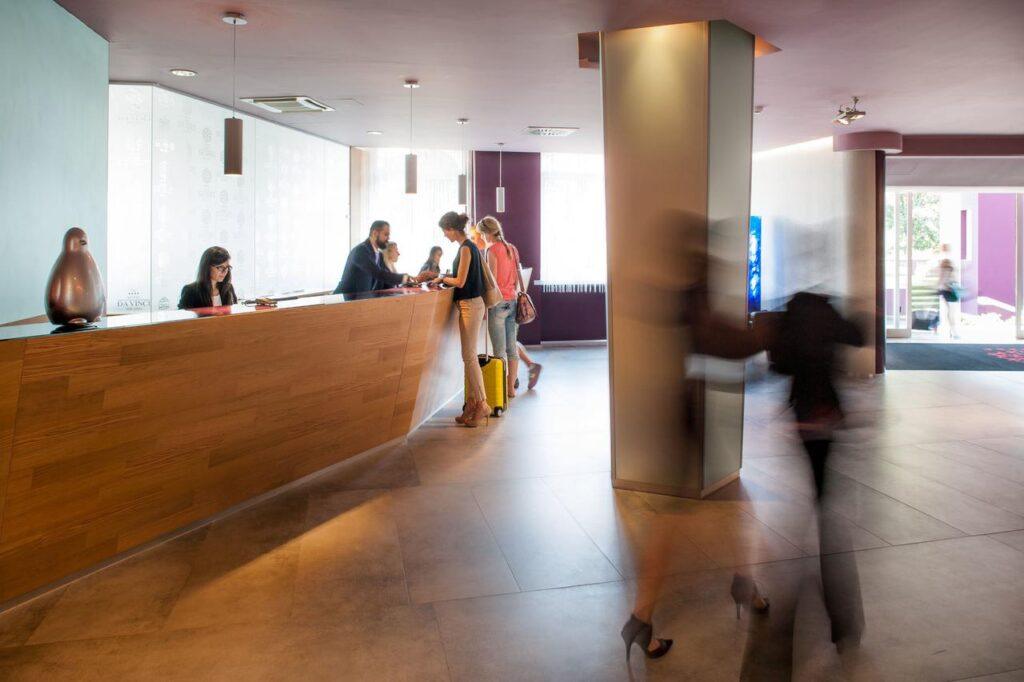 da-vinci-hotel-milan-1lieu1salle-meeting.jpg