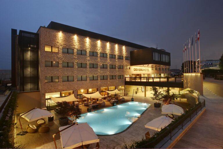 devero-hotel-spa-1lieu1salle-event.jpg