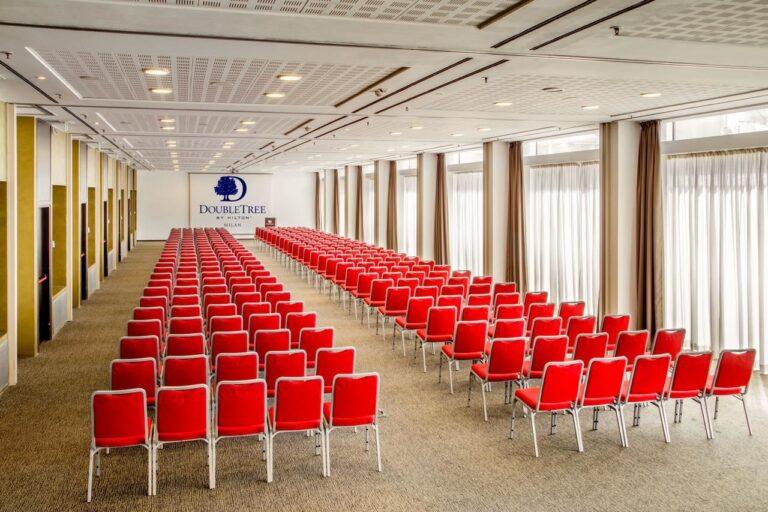doubletree-hilton-milan-1lieu1salle-meeting.jpg