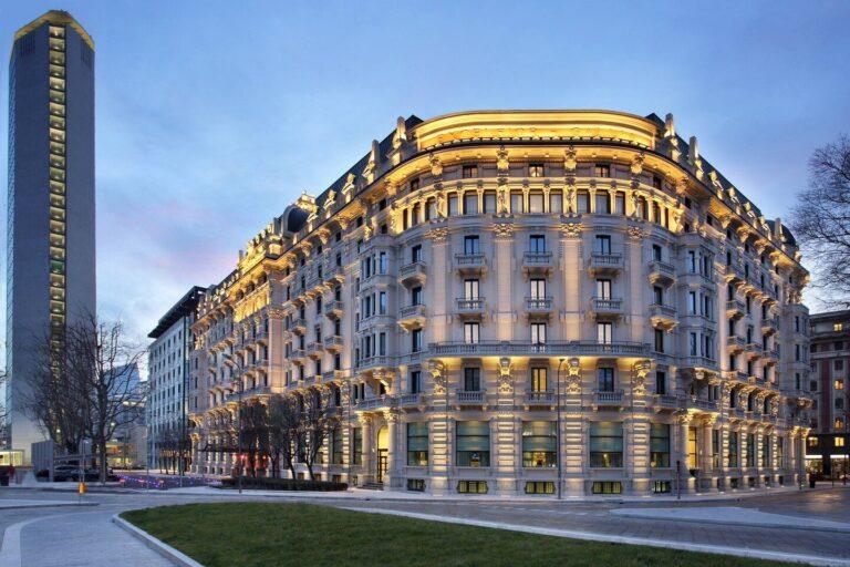excelsior-hotel-gallia-1lieu1salle-event.jpg