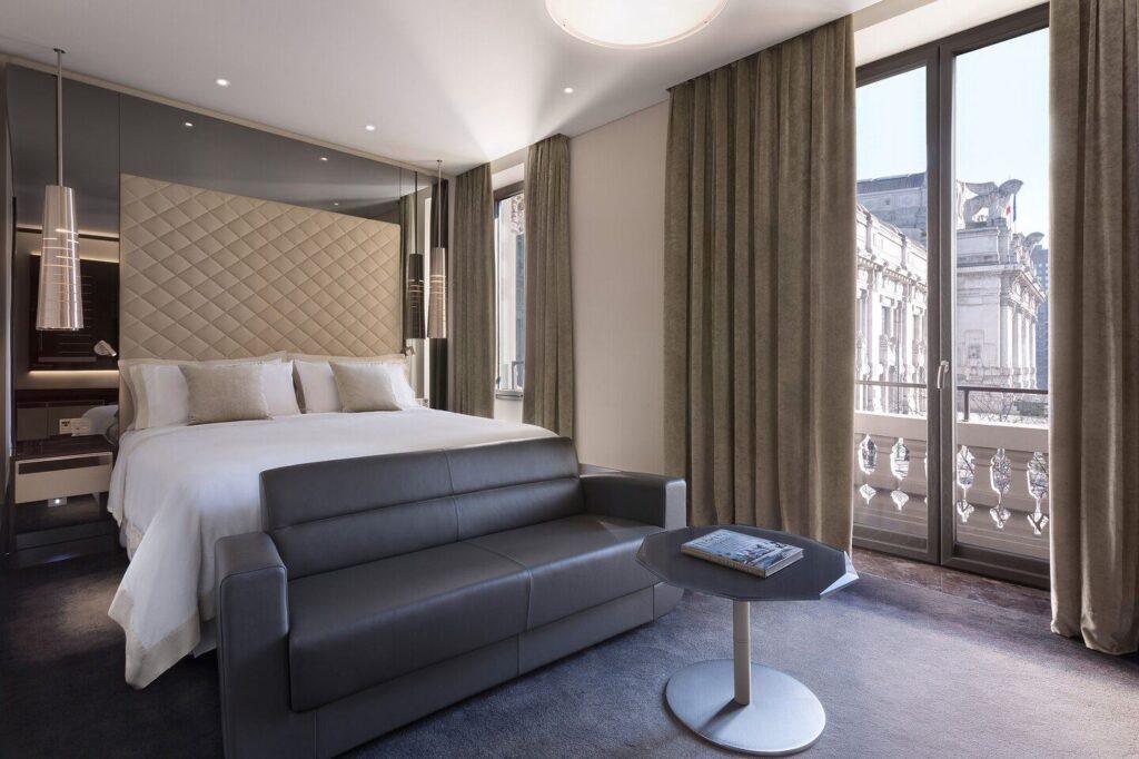 excelsior-hotel-gallia-1lieu1salle-reunions.jpg