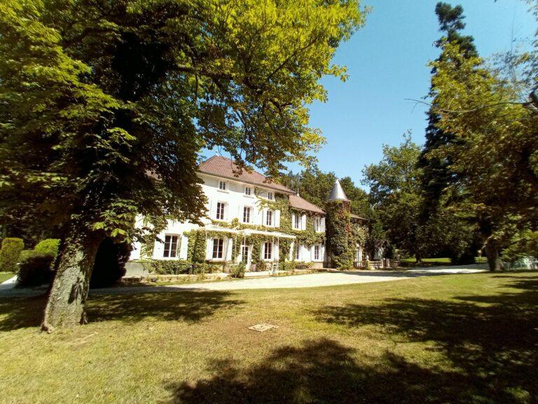 façade-château-2019-scaled-1.jpg