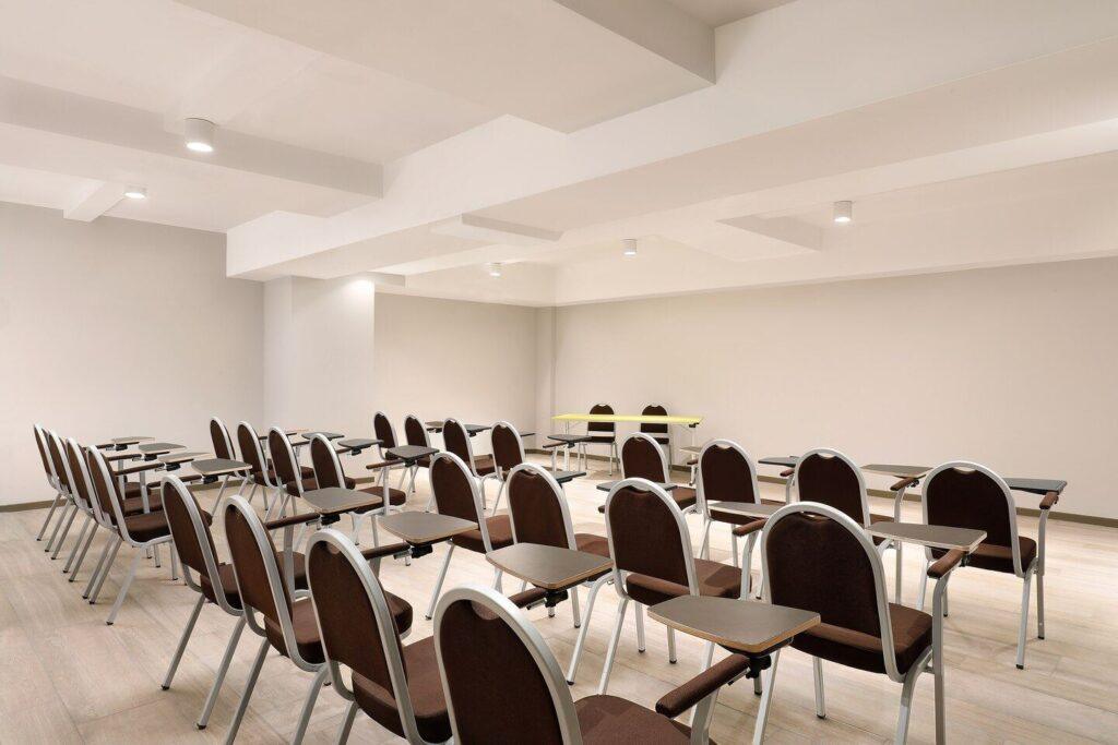 four-points-milan-center-1lieu1salle-meetings.jpg
