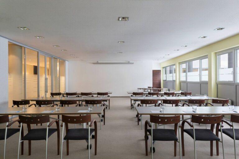 four-points-sheraton-bolzano-1lieu1salle-conferences.jpg