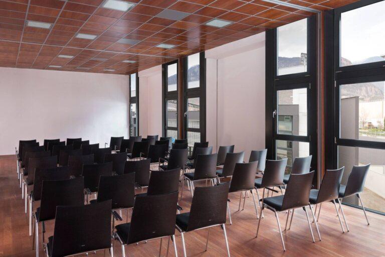 four-points-sheraton-bolzano-1lieu1salle-convention.jpg