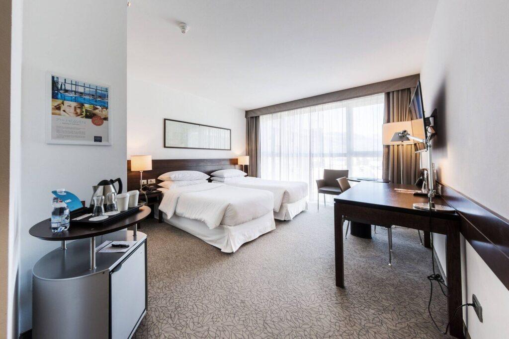 four-points-sheraton-bolzano-1lieu1salle-evenements.jpg