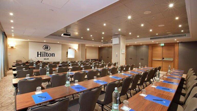 hilton-milan-1lieu1salle-conferences.jpg