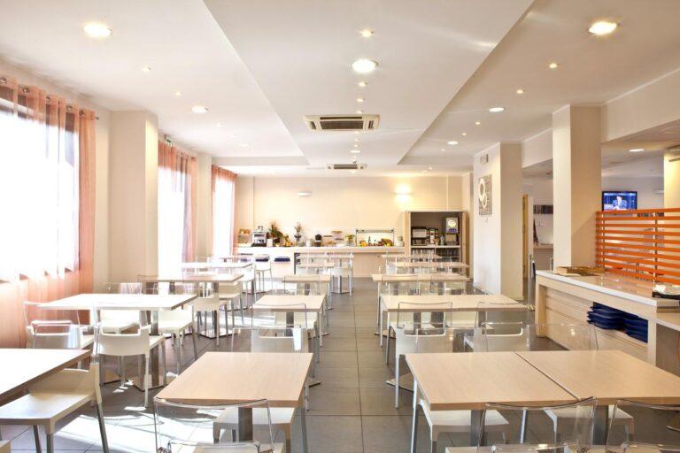 holiday-inn-express-reggio-emilia-1lieu1salle-meetings.jpg