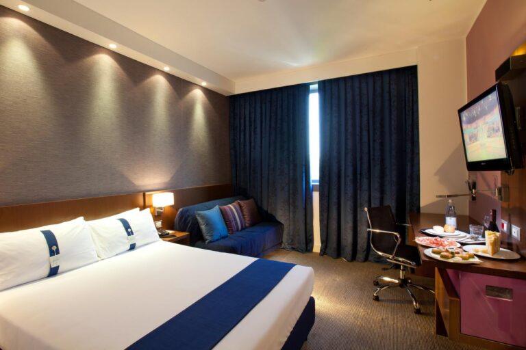 holiday-inn-express-reggio-emilia-1lieu1salle-reunion.jpg