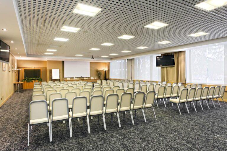 holiday-inn-milan-assago-1lieu1salle-meetings.jpg