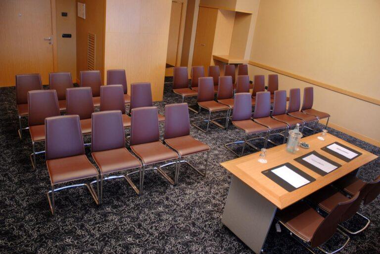 holiday-inn-milan-assago-1lieu1salle-seminaire.jpg