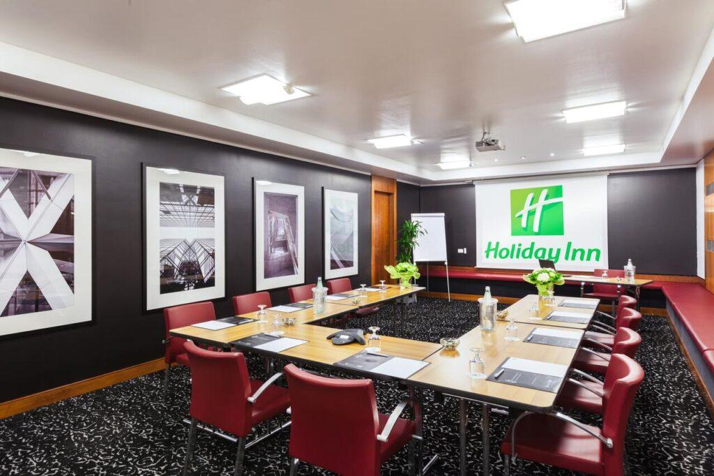 holiday-inn-milan-garibaldi-1lieu1salle-reunion.jpg