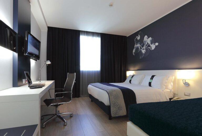 holiday-inn-milan-nord-zara-1lieu1salle-events.jpg