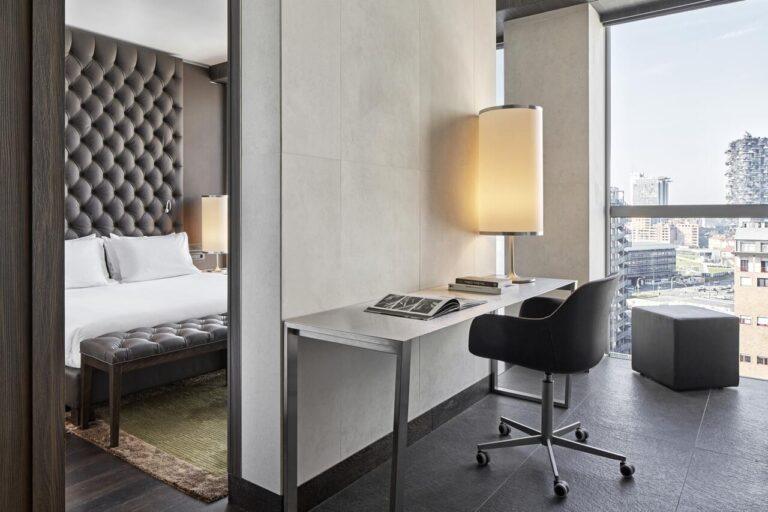 hyatt-centric-milan-centrale-1lieu1salle-evenements.jpg