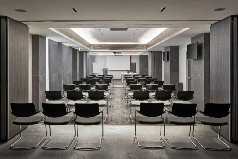 hyatt-centric-milan-centrale-1lieu1salle-meetings.jpg