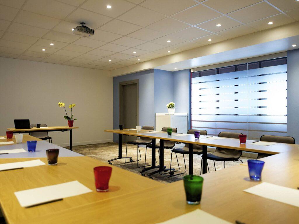http://www.accorhotels.com/0933