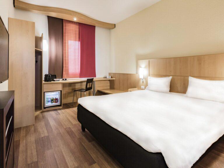 https://www.accorhotels.com/5141