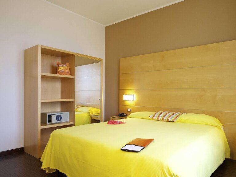 http://www.accorhotels.com/9153