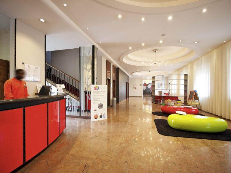 http://www.accorhotels.com/9153