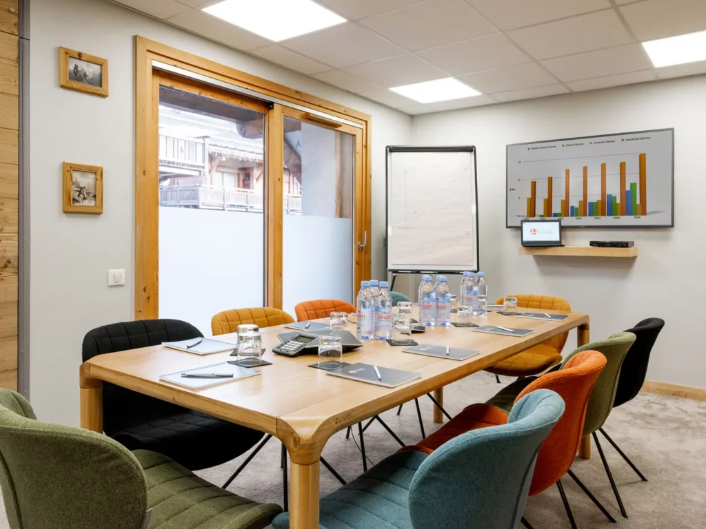 loges-blanches-megeve-1lieu1salle-conferences.webp