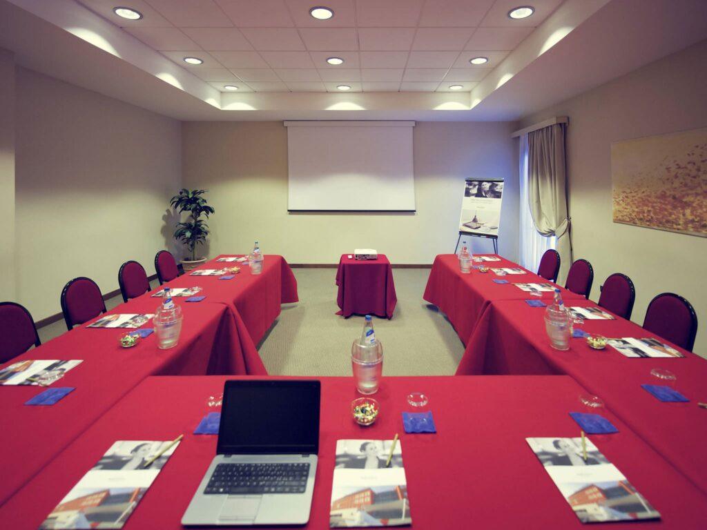 http://www.accorhotels.com/9617