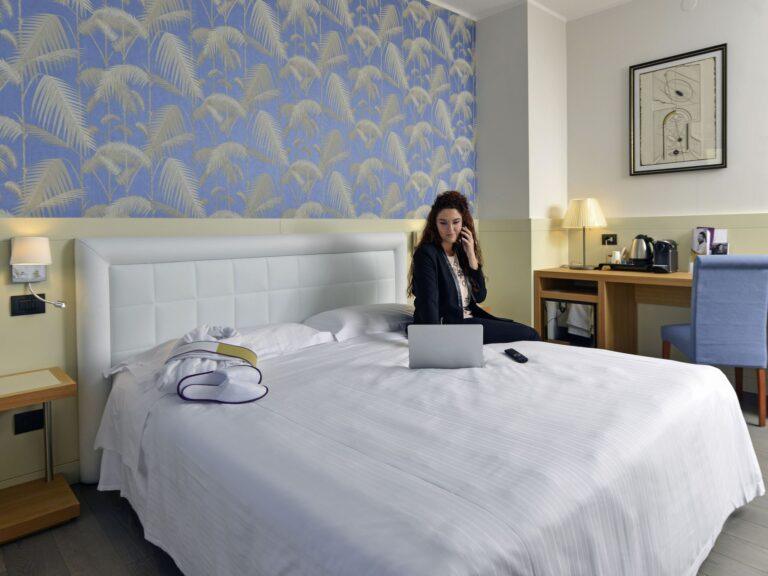 https://www.accorhotels.com/1964